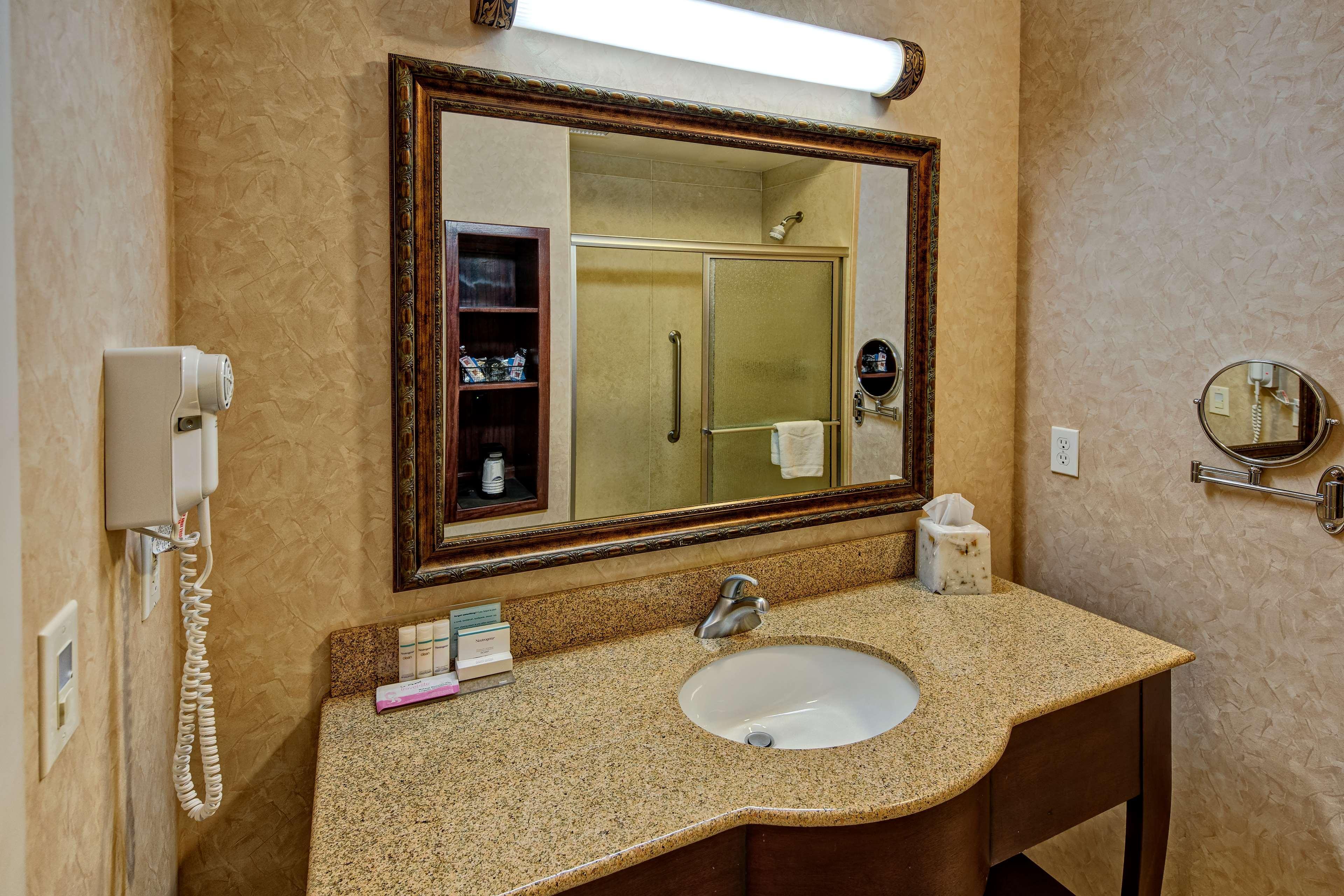 Hampton Inn & Suites Tulsa South Bixby Exterior photo