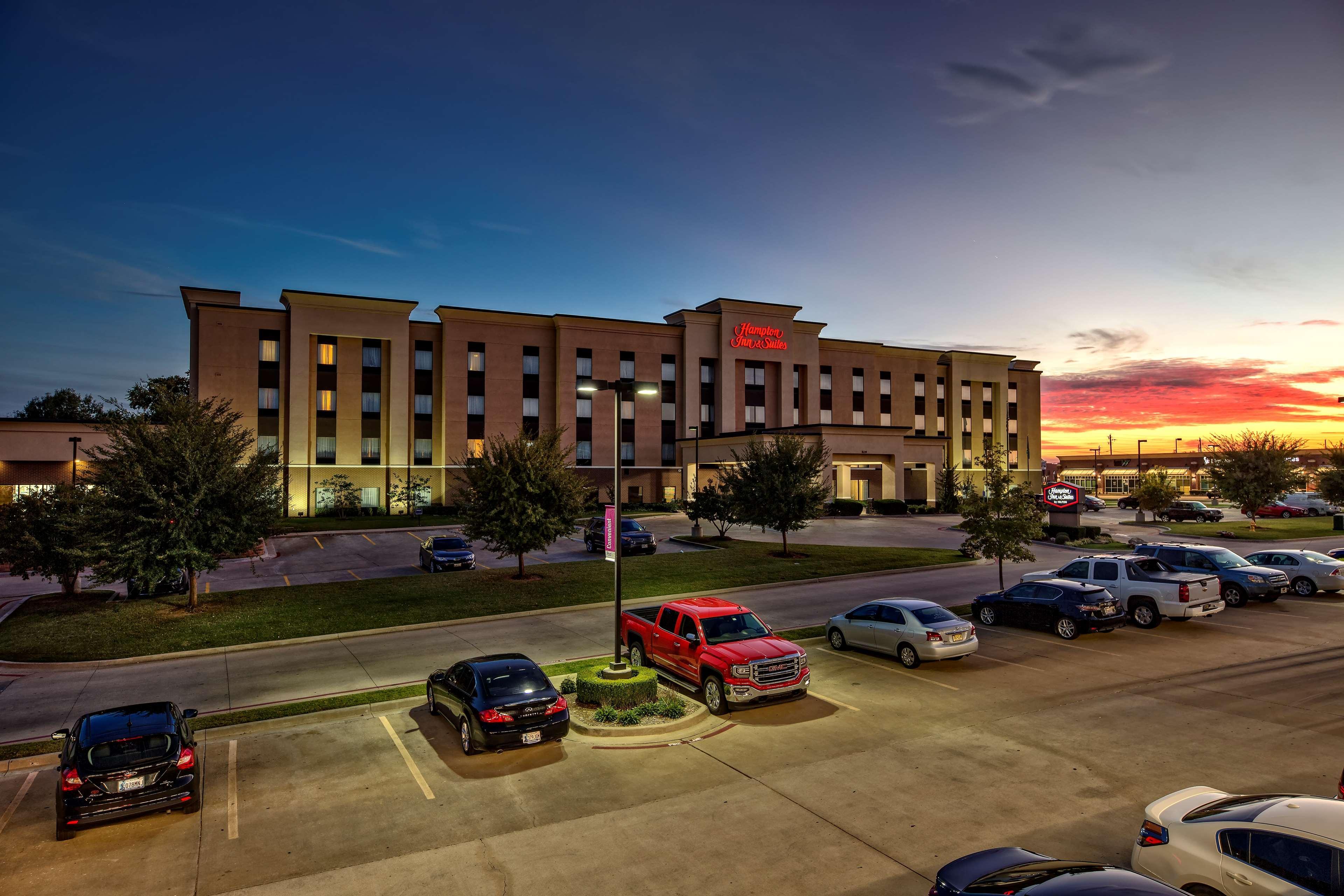 Hampton Inn & Suites Tulsa South Bixby Exterior photo