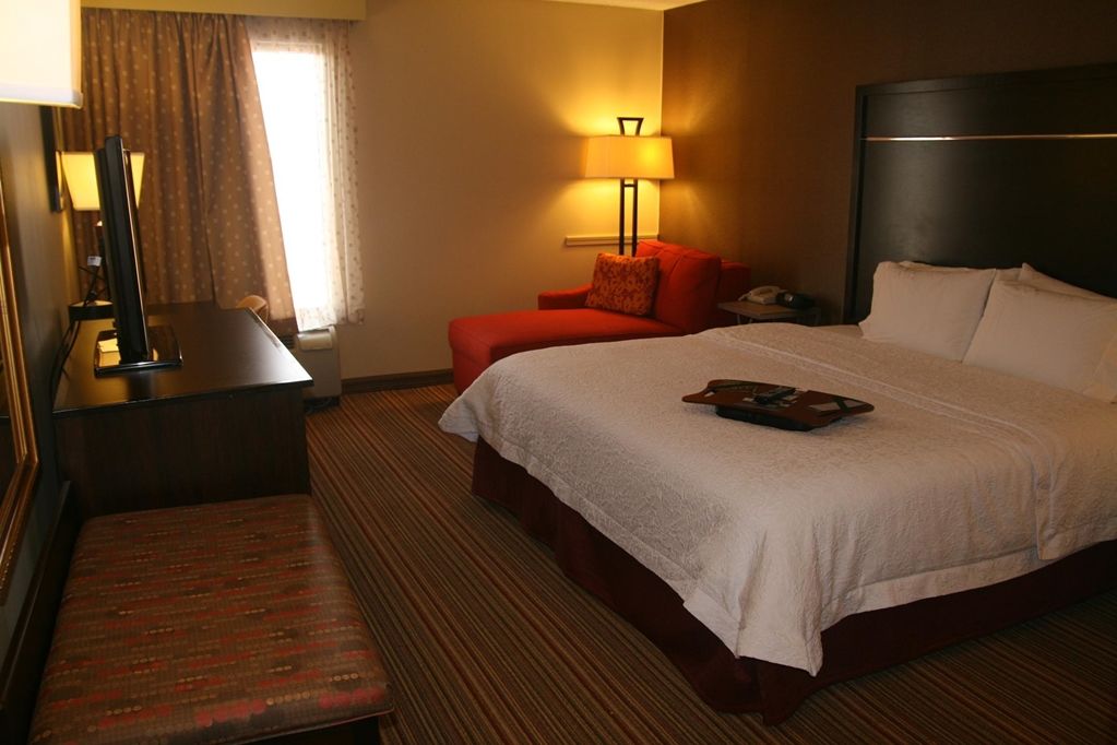 Hampton Inn & Suites Tulsa South Bixby Room photo