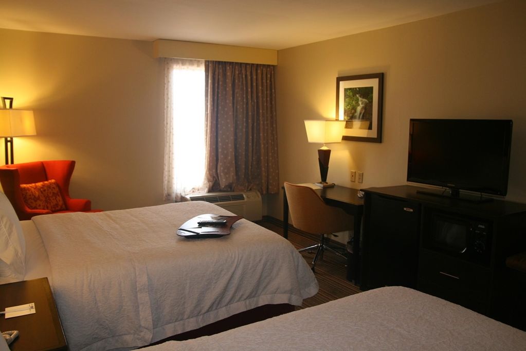 Hampton Inn & Suites Tulsa South Bixby Room photo