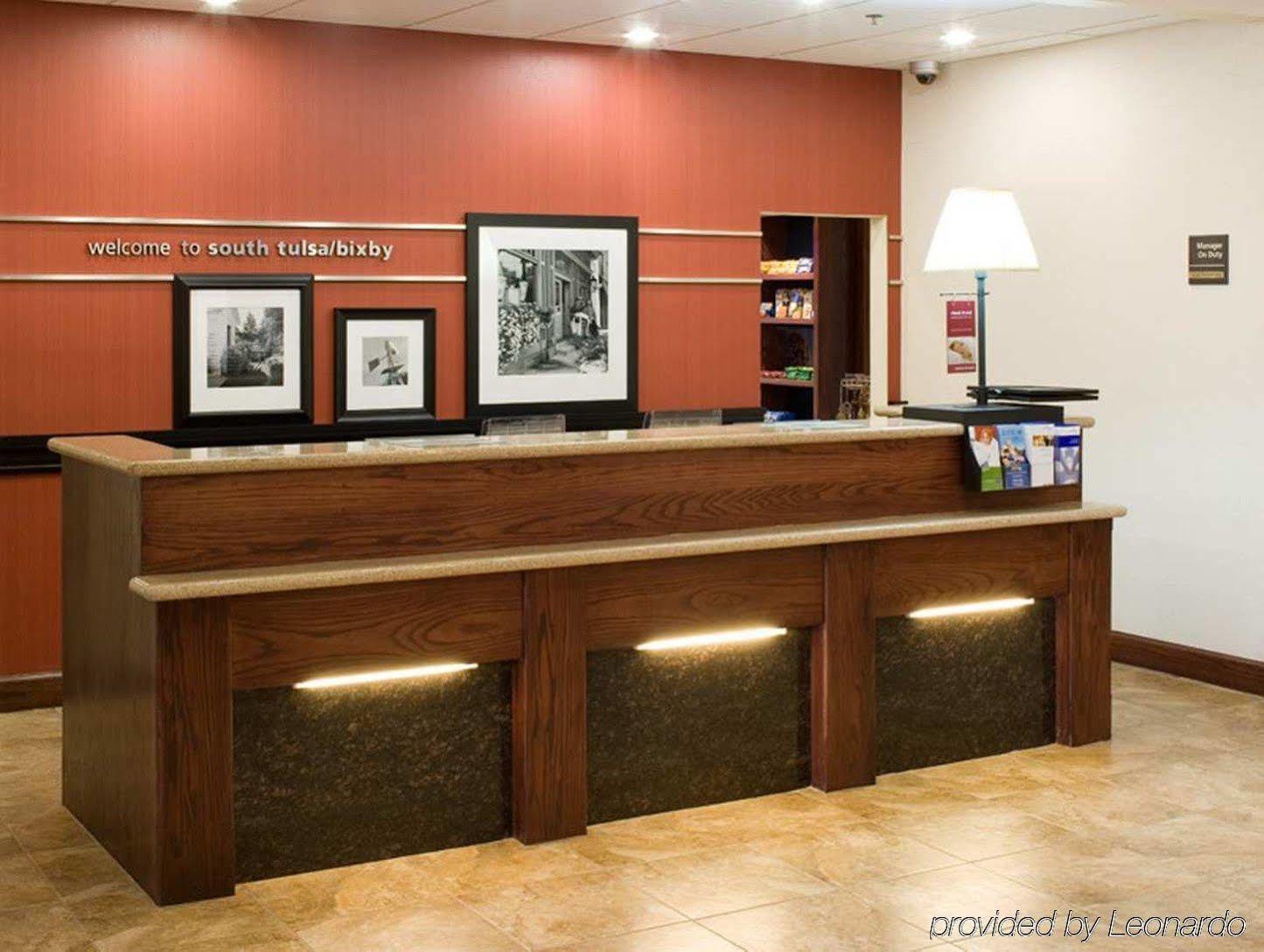 Hampton Inn & Suites Tulsa South Bixby Exterior photo